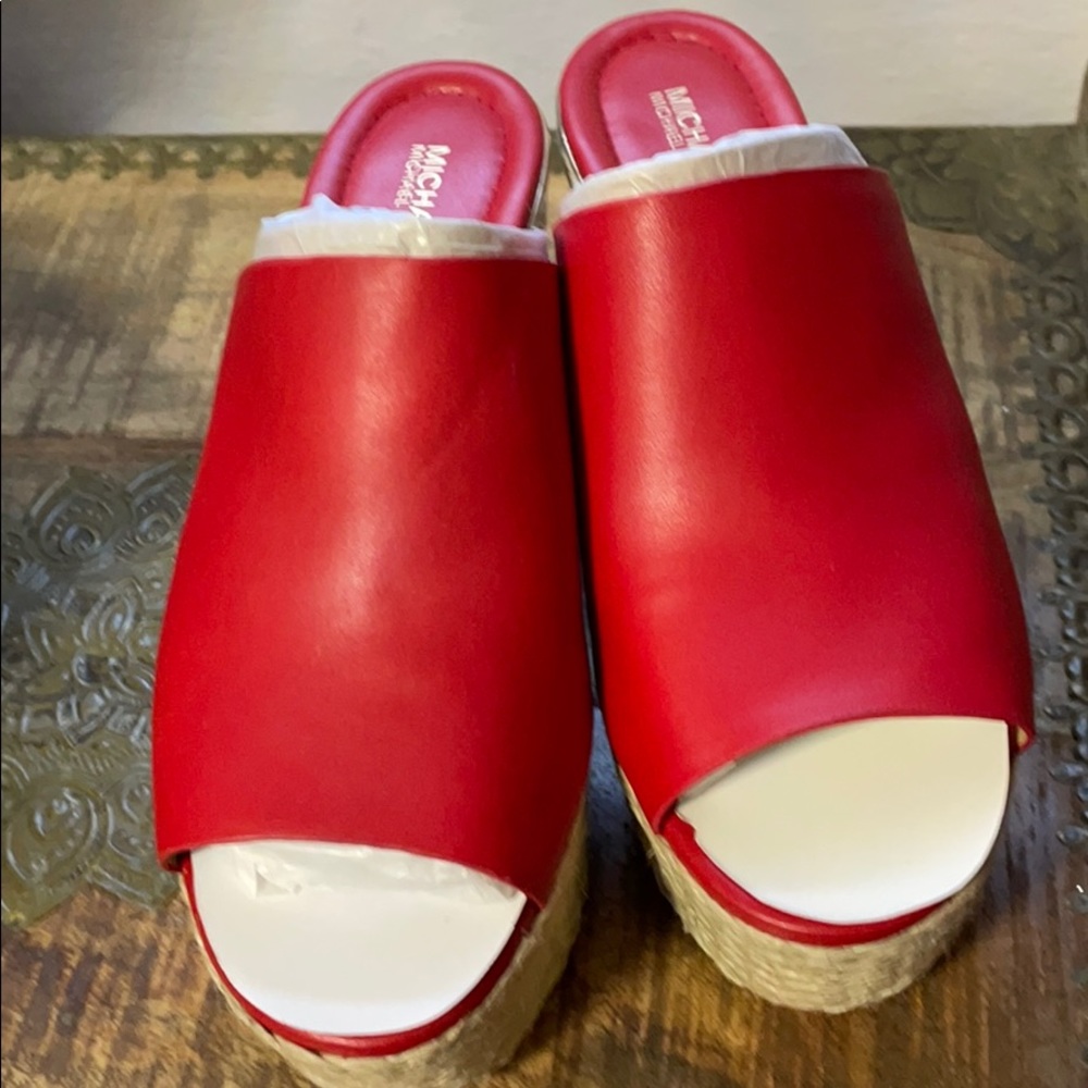 Red wedges